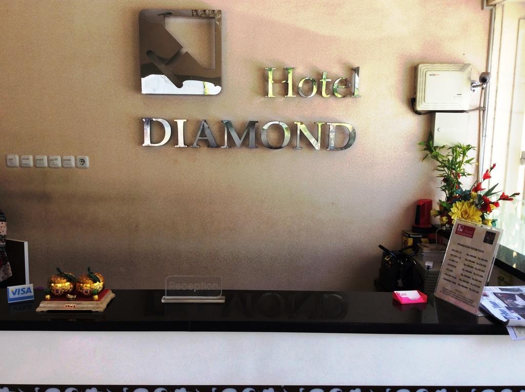 Hotel Diamond Makassar Luaran gambar