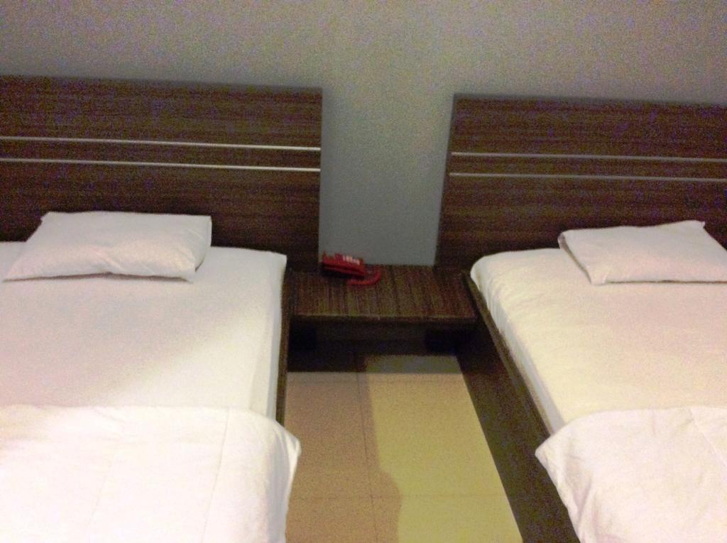 Hotel Diamond Makassar Bilik gambar