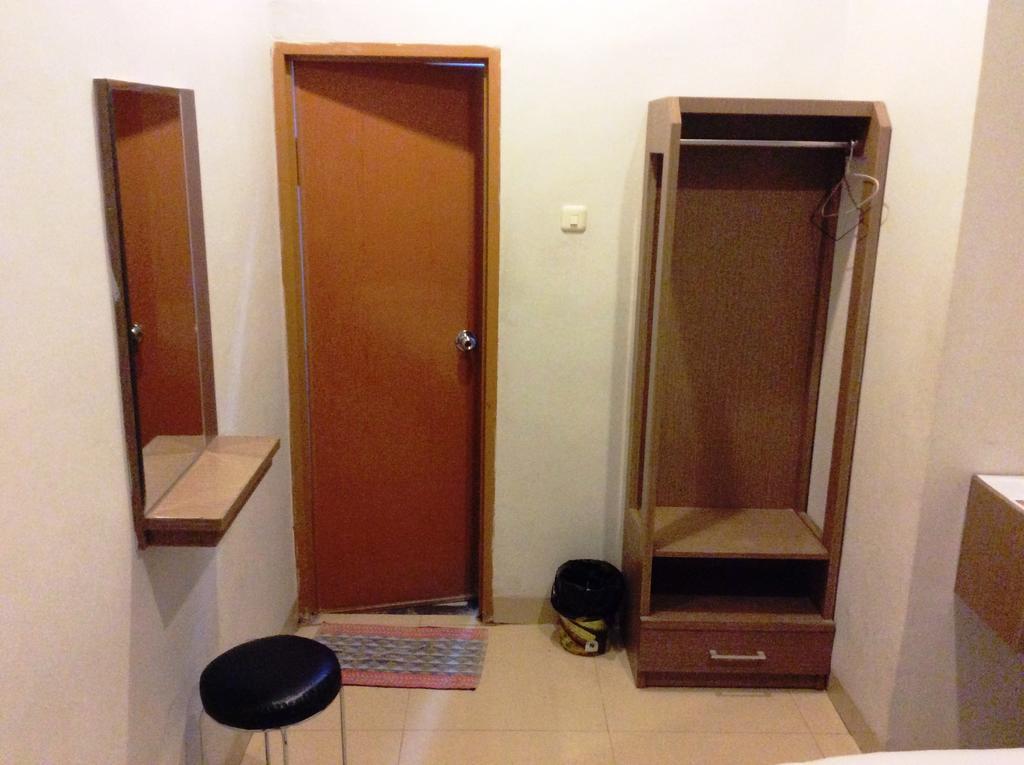 Hotel Diamond Makassar Bilik gambar