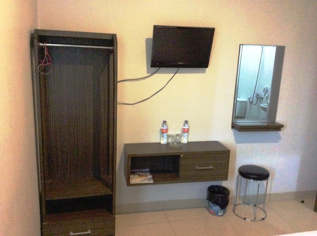 Hotel Diamond Makassar Luaran gambar