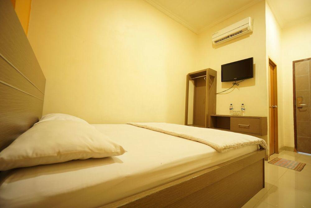 Hotel Diamond Makassar Luaran gambar